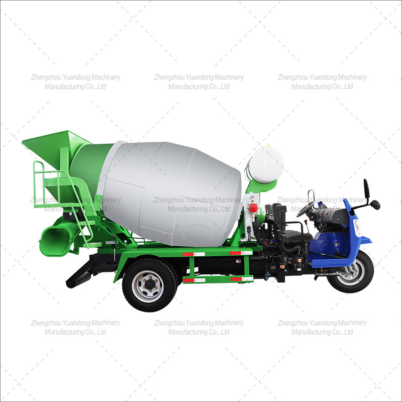 0.8-1.5 cubic meter three wheel concrete mixing tank truck(图1)